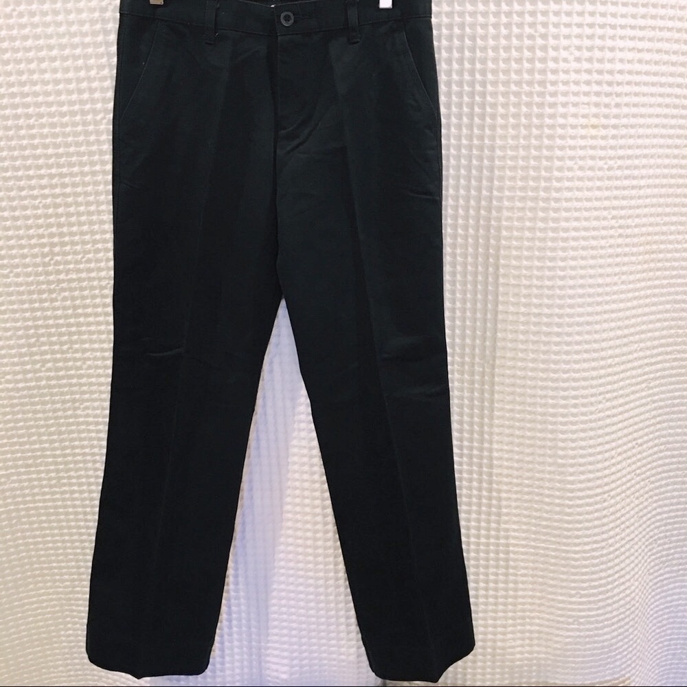 Brand New black Gap Hutton ankle pants. Cotton, 6A